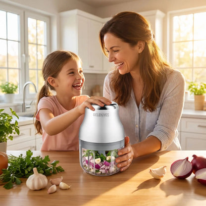 mini hachoir PixiChop maman fillette lutilient en toute simplicite